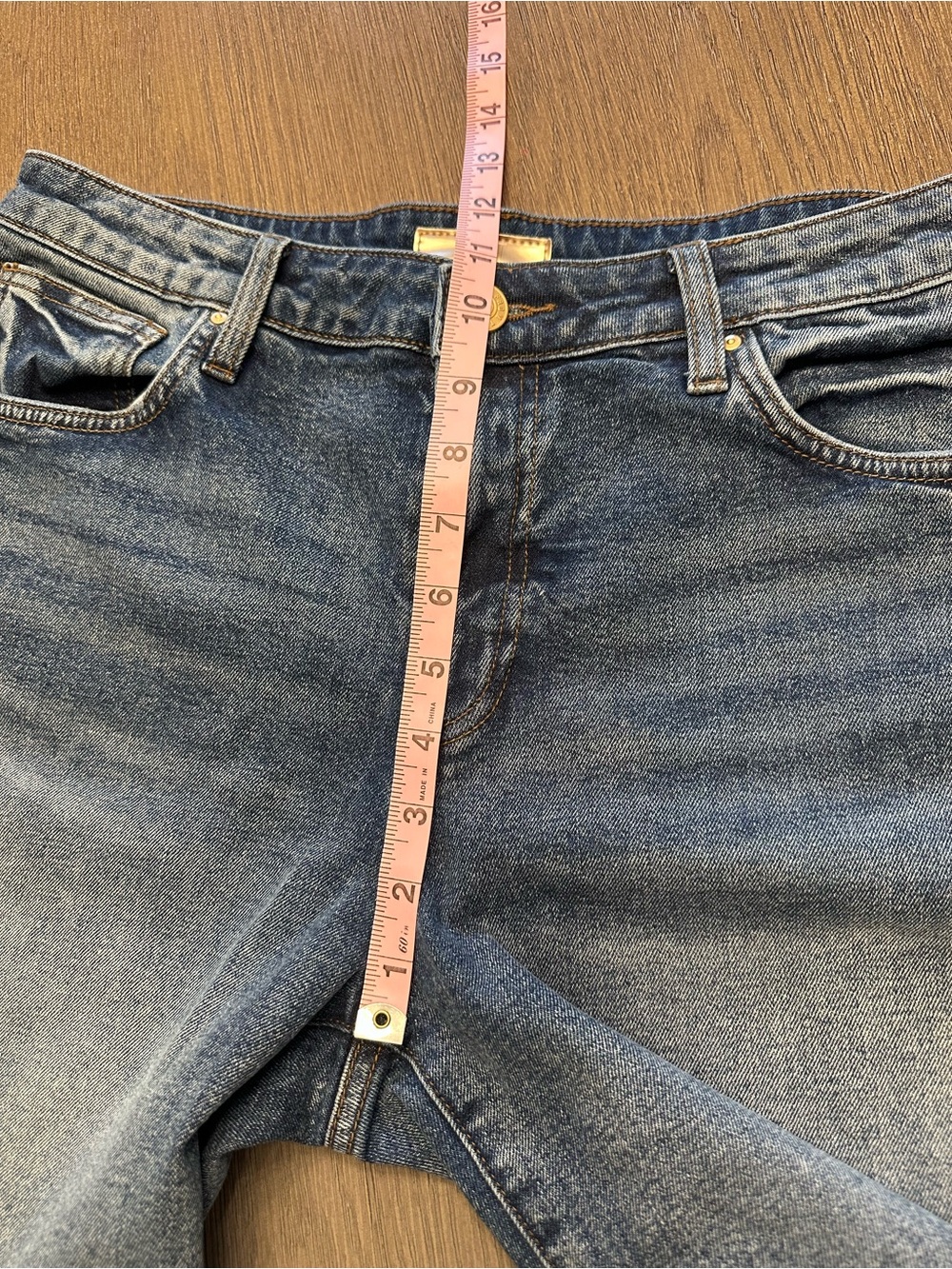 KUT From The Kloth Hailey High Rise Bermuda Shorts Size 8 Raw Hem Denim - Picture 9 of 10